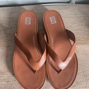 Fitflop Gracie Light Tan Sandals with Contoured Footbed